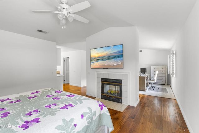 5045 Wagner Way, Oak Park, CA 91377