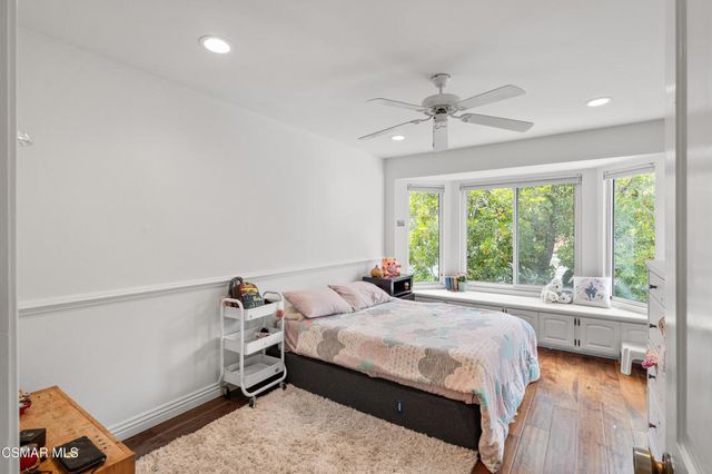 5045 Wagner Way, Oak Park, CA 91377