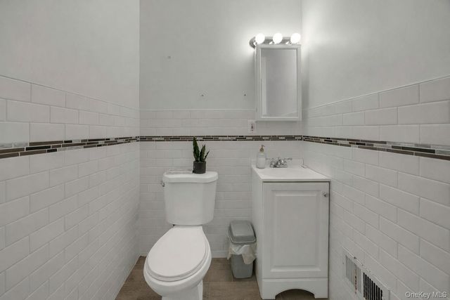 920 Union Avenue A, Bronx, NY 10459