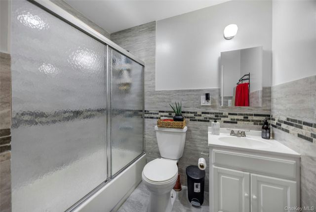 920 Union Avenue A, Bronx, NY 10459