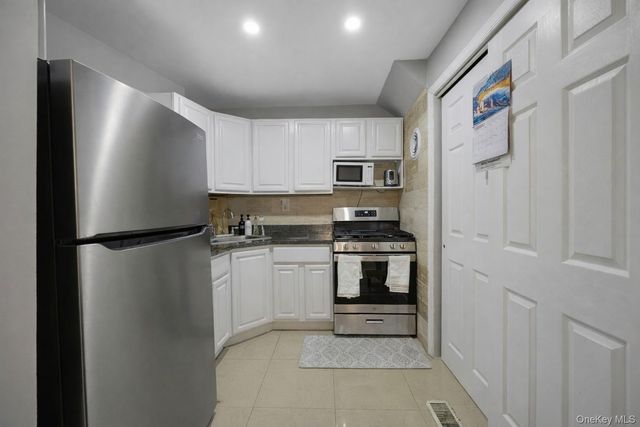 920 Union Avenue A, Bronx, NY 10459