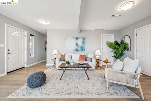 1516 Merced St, Richmond, CA 94804