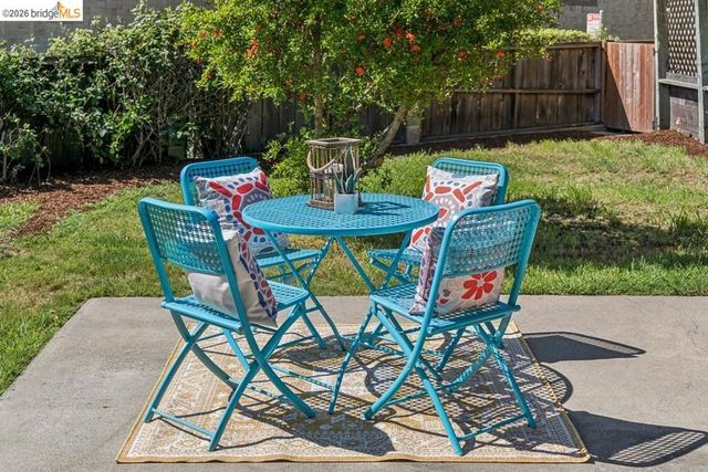 1516 Merced St, Richmond, CA 94804