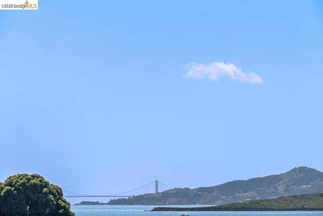 1516 Merced St, Richmond, CA 94804