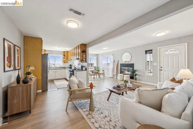 1516 Merced St, Richmond, CA 94804