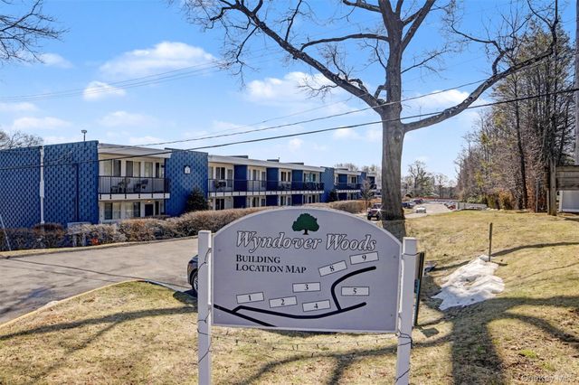 8 Wyndover Woods Lane 18, White Plains, NY 10603
