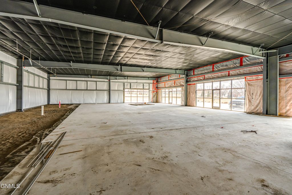 105 Mcdougall Drive N, Lincoln, ND 58504 photo 11