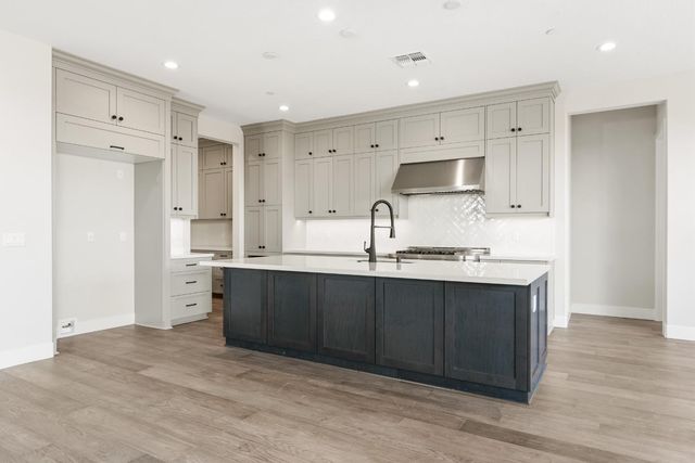 4016 Copperwood Way, Folsom, CA 95630