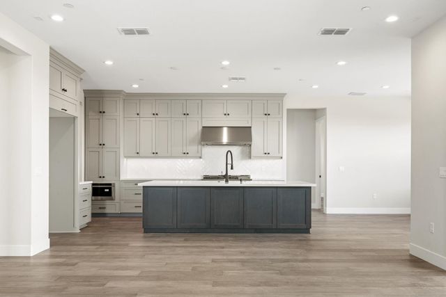 4016 Copperwood Way, Folsom, CA 95630