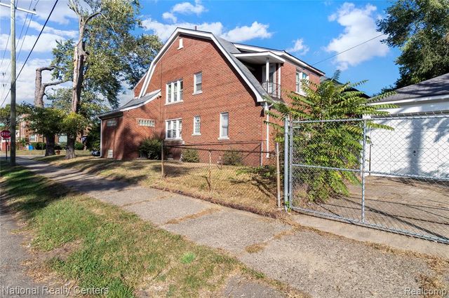 17300 Kentucky Street, Detroit, MI 48221