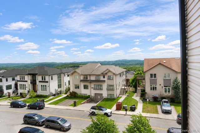 23 Chevron Road 302, Monroe, NY 10950