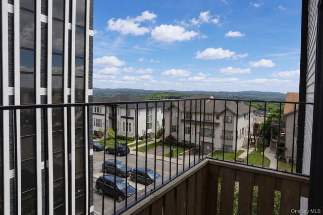 23 Chevron Road 302, Monroe, NY 10950