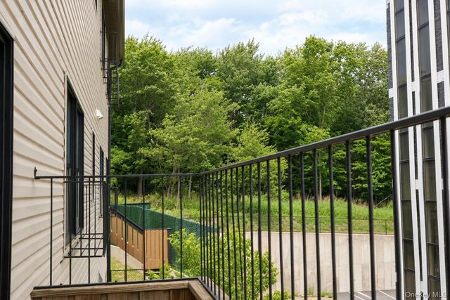 23 Chevron Road 302, Monroe, NY 10950