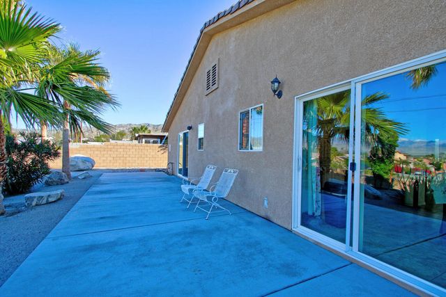 12925 Maui Way, Desert Hot Springs, CA 92240