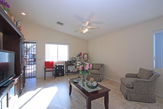 12925 Maui Way, Desert Hot Springs, CA 92240