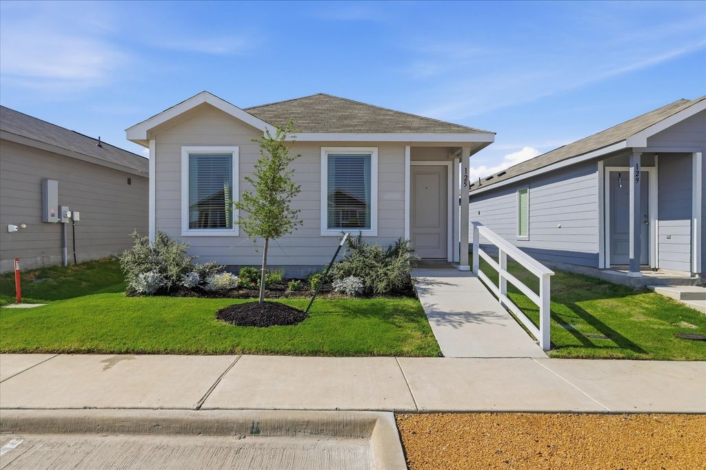 125 Jethro Lane, Princeton, TX 75407
