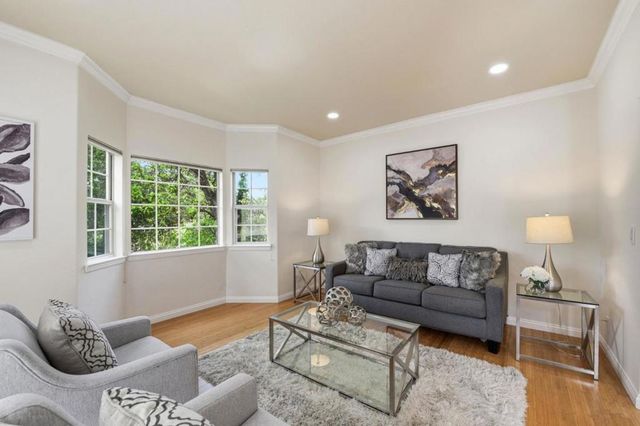 1129 Foxhurst Way, San Jose, CA 95120