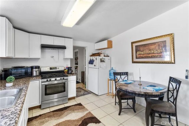 10011 achilles, California City, CA 93505