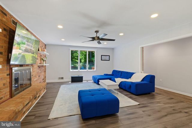 4520 MORGAL ST, Rockville, MD 20853