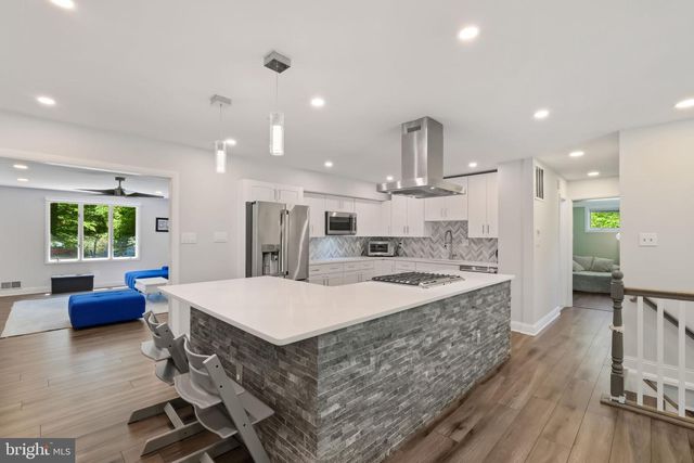 4520 MORGAL ST, Rockville, MD 20853