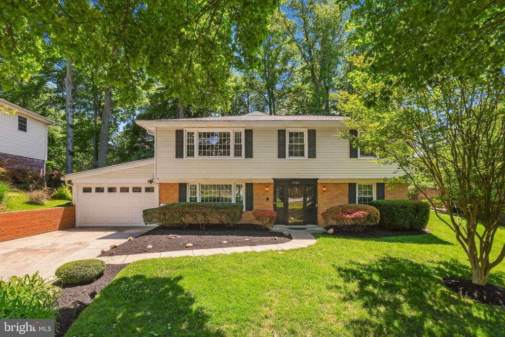 4520 MORGAL ST, Rockville, MD 20853