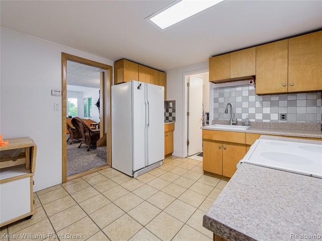 227 Ora Road, Oxford, MI 48371