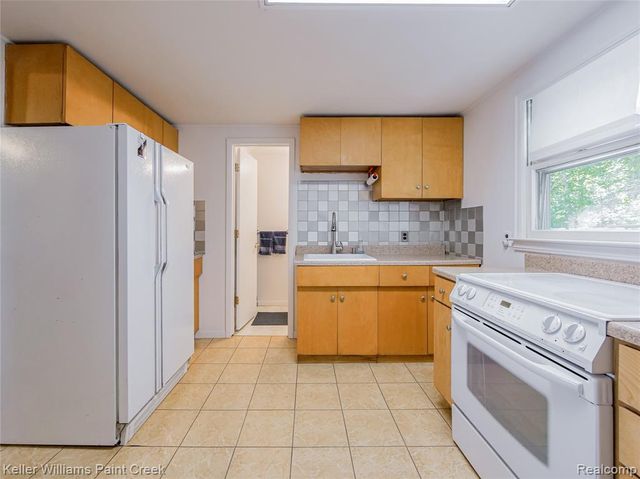227 Ora Road, Oxford, MI 48371