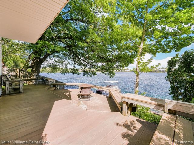 227 Ora Road, Oxford, MI 48371