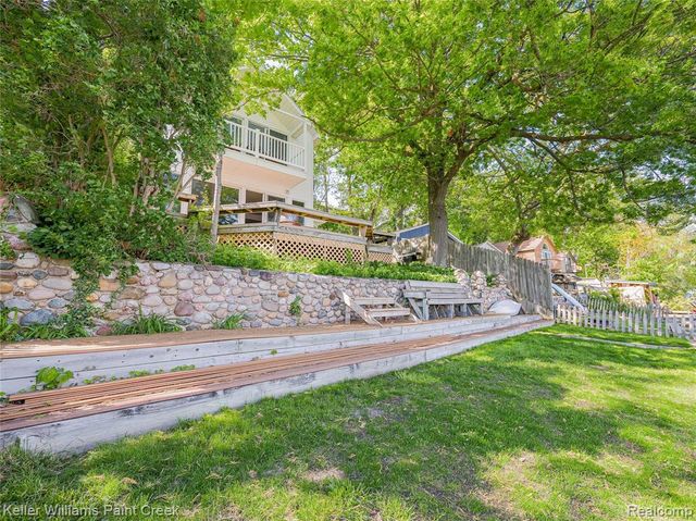 227 Ora Road, Oxford, MI 48371