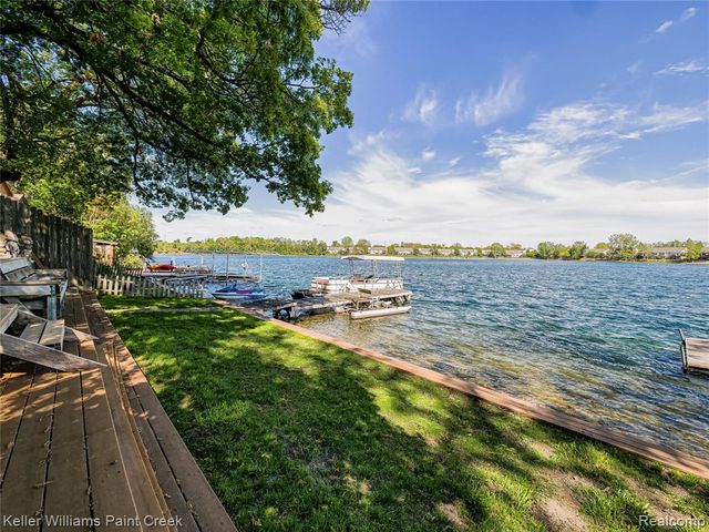227 Ora Road, Oxford, MI 48371