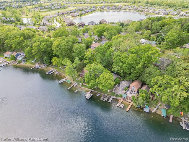 227 Ora Road, Oxford, MI 48371