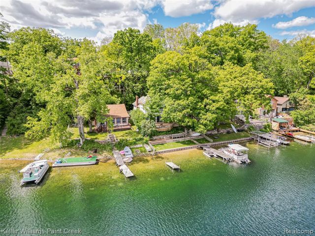 227 Ora Road, Oxford, MI 48371