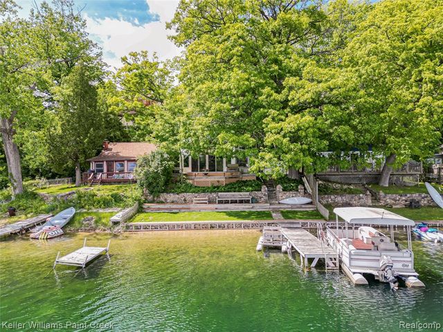 227 Ora Road, Oxford, MI 48371