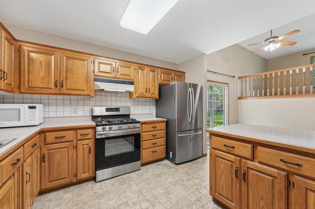 24864 Kettle River Boulevard, Wyoming, MN 55025