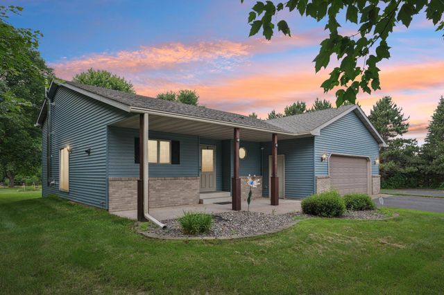 24864 Kettle River Boulevard, Wyoming, MN 55025