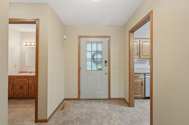 24864 Kettle River Boulevard, Wyoming, MN 55025