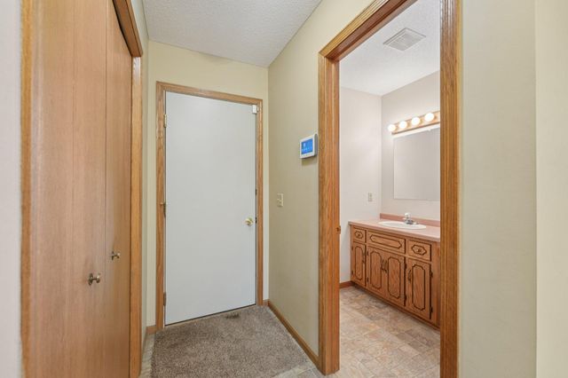 24864 Kettle River Boulevard, Wyoming, MN 55025