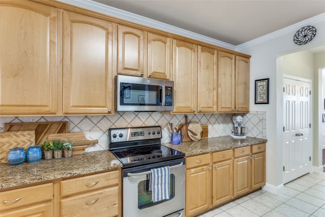 908 Sequoia Way, Saginaw, TX 76131