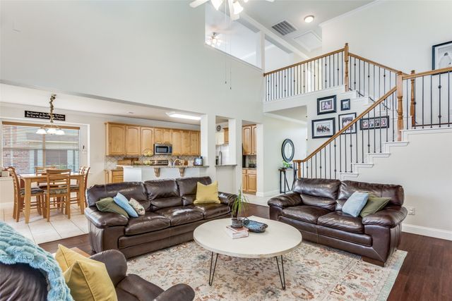 908 Sequoia Way, Saginaw, TX 76131