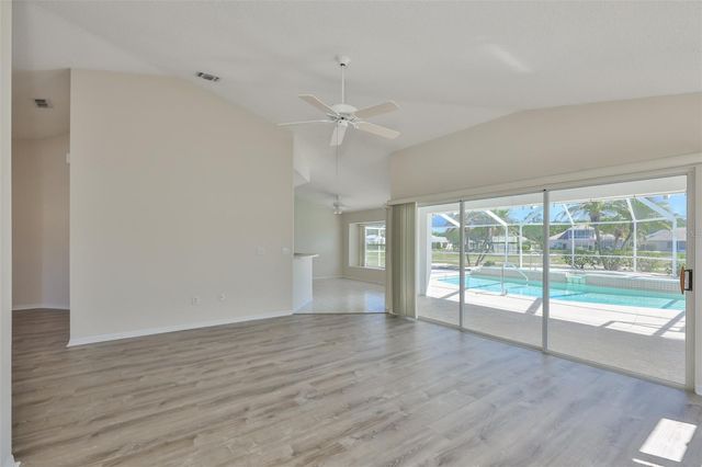 323 CALOOSA PALMS COURT, Sun City Center, FL 33573