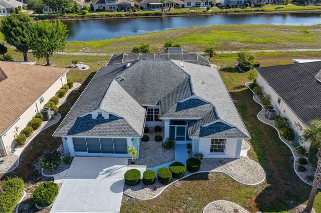323 CALOOSA PALMS COURT, Sun City Center, FL 33573