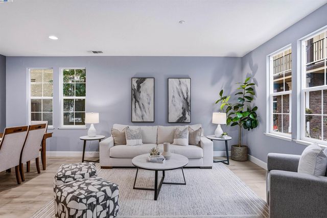 1174 Juan Jose Ln, Tracy, CA 95376