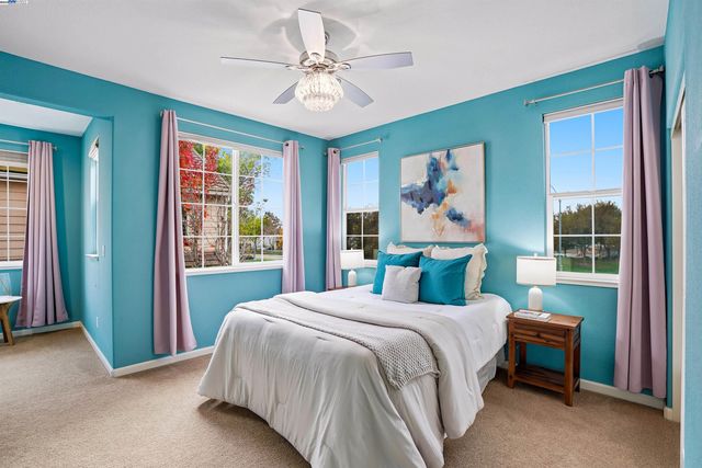 1174 Juan Jose Ln, Tracy, CA 95376