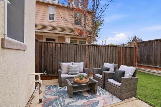 1174 Juan Jose Ln, Tracy, CA 95376