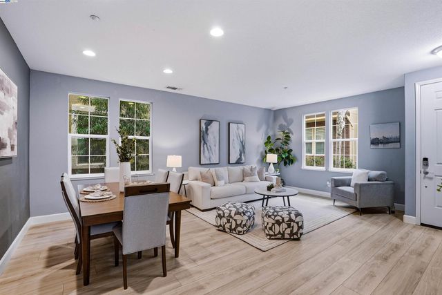 1174 Juan Jose Ln, Tracy, CA 95376