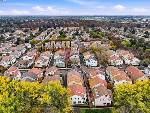 1174 Juan Jose Ln, Tracy, CA 95376