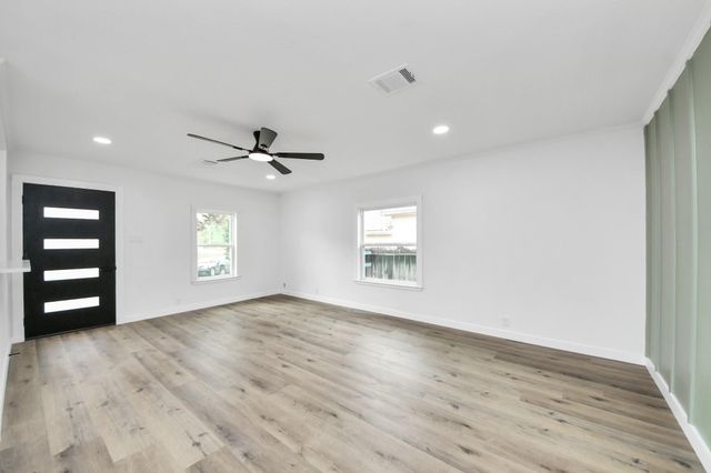 11707 Greenglen Drive, Houston, TX 77044