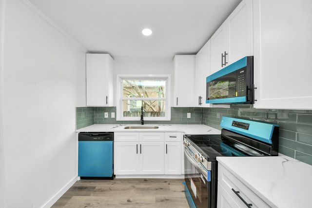 11707 Greenglen Drive, Houston, TX 77044