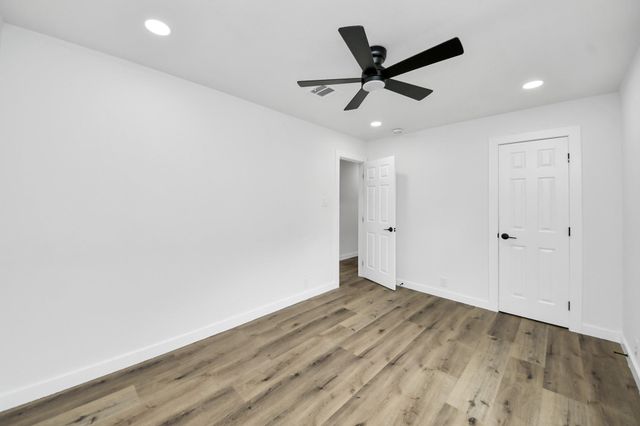 11707 Greenglen Drive, Houston, TX 77044