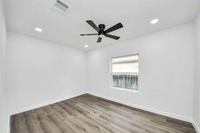 11707 Greenglen Drive, Houston, TX 77044